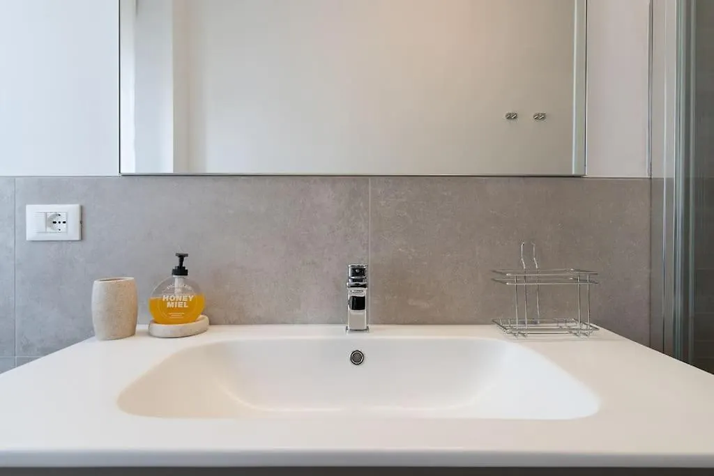Enjoy Home - Appartamento Signorile Con Vista Padova